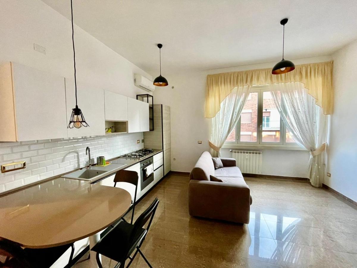 Interno Dieci Rome Bagian luar foto