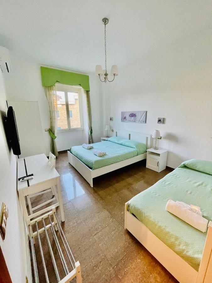 Interno Dieci Rome Bagian luar foto