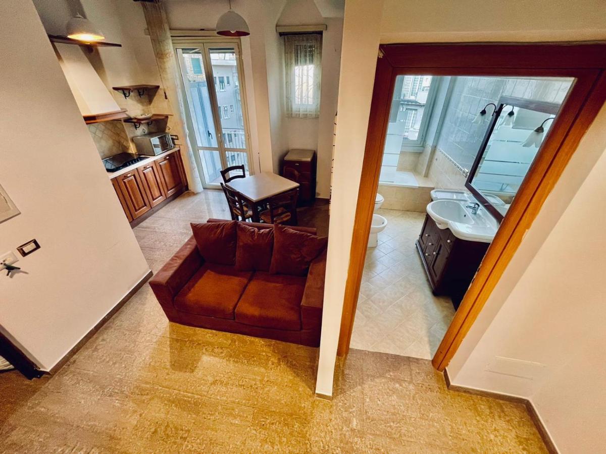 Interno Dieci Rome Bagian luar foto