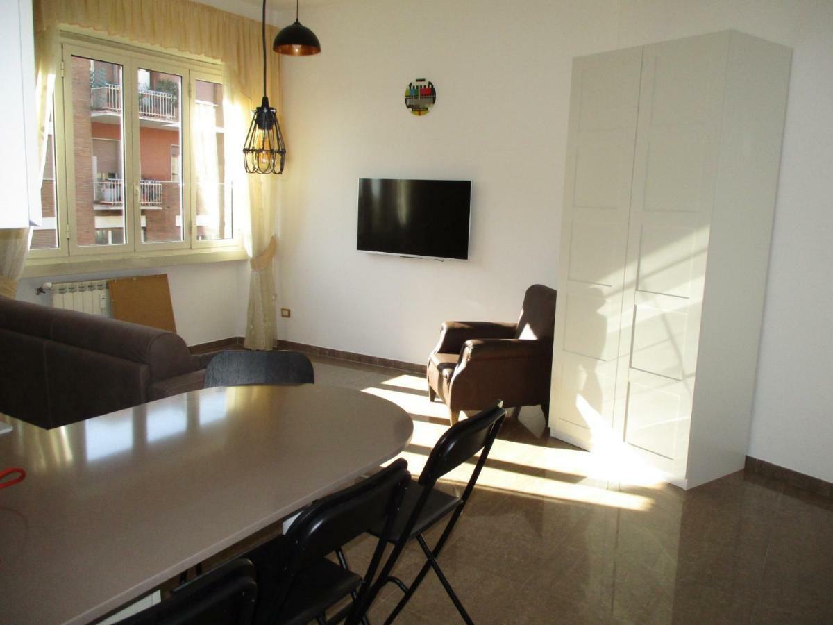 Interno Dieci Rome Bagian luar foto